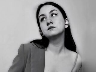 naked camgirl PollyBloomm