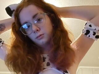 masturbating webcam girl PrettyBluerose