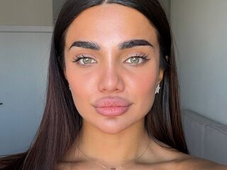 hot cam girl masturbating with vibrator ReannaGubala