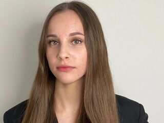 camslut masturbating RegenaShaker