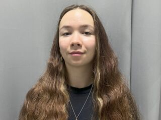 camslut masturbating ReneeMartin