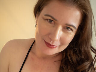 fingering girl cam SamantaKenners