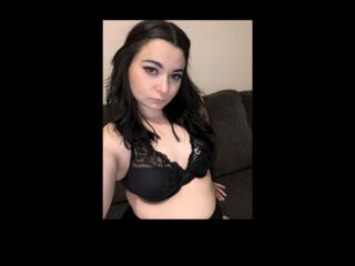 sexy webcamgirl SashaMaroon