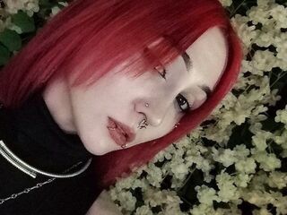 naked girl with webcam masturbating with dildo ScarletDenns