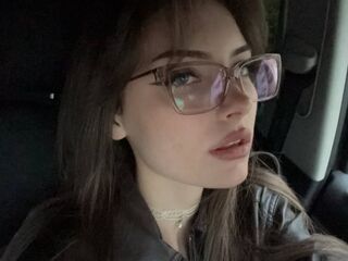 camwhore shaving pussy SisMiora