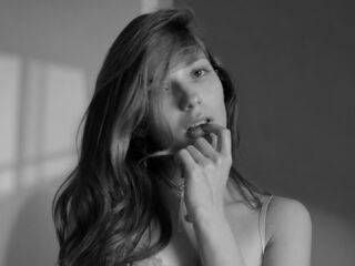 naughty webcamgirl SophieLix