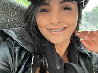 girl showing tits StefanyaLeya