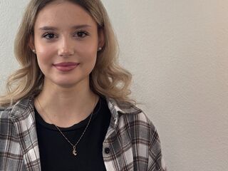 sexcam online TanyaPanah