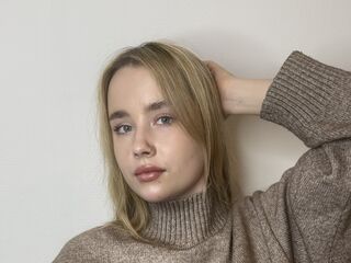 hot camslut TeishaCaram