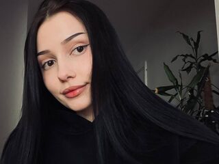 web cam chat TeneshaLaton