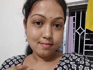 girl chatroom TrishaSaha