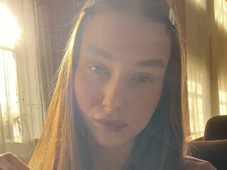 live cam girl TristaCarmody