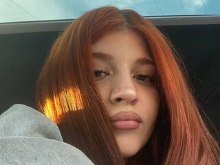 webcamgirl chatroom VelmaraJoy