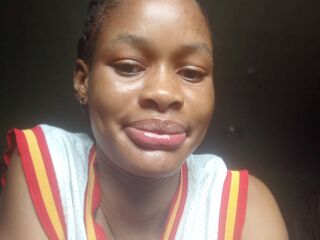 hot cam girl fingering shaved pussy Veranelly