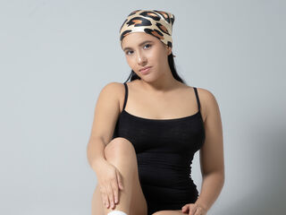 cam strip tease VeroChanel