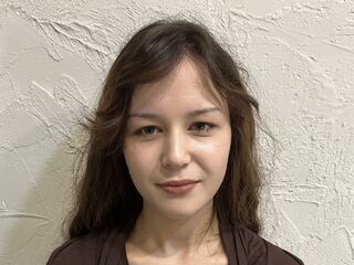 shaved pussy webcam YokoLisa